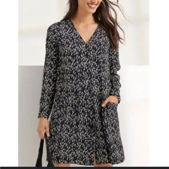 Garnet Hill Long Sleeve Dress with Pockets - Picture 2 of 6